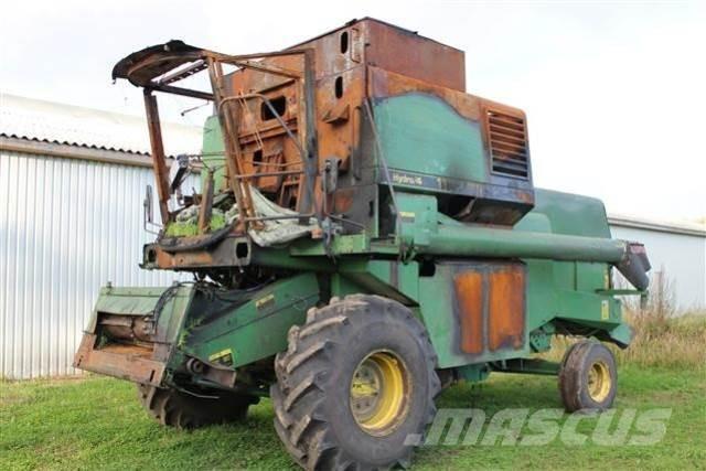 John Deere 1177 Biçerdöverler