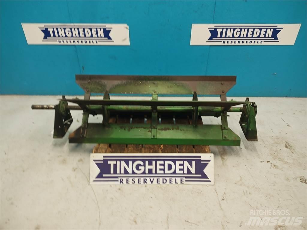 John Deere 1177 Kum ve tuz serpiciler