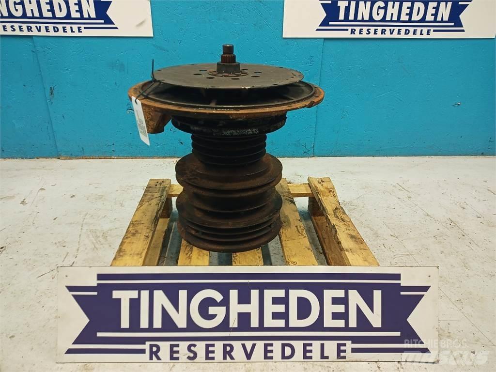 John Deere 1550 Diger tarim makinalari