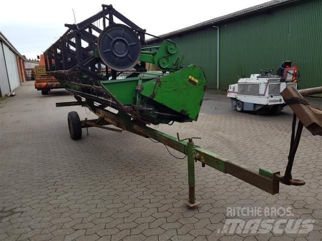 John Deere 16 Biçerdöver aksesuarlari