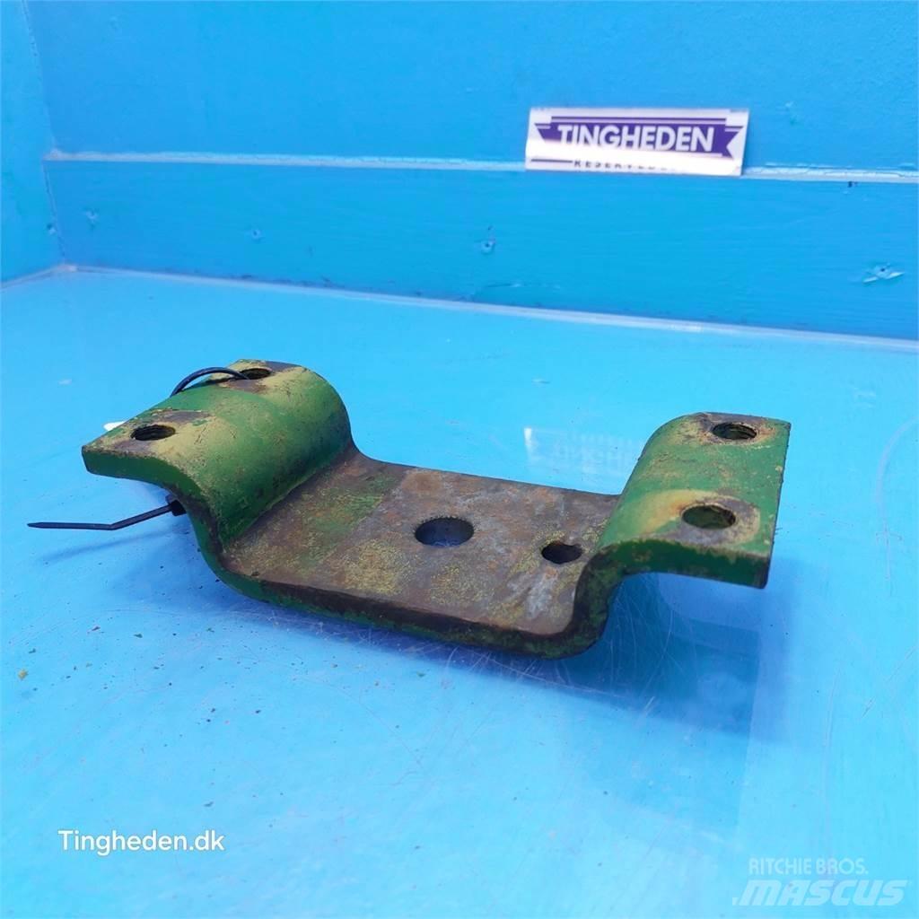 John Deere 2020 Diger traktör aksesuarlari