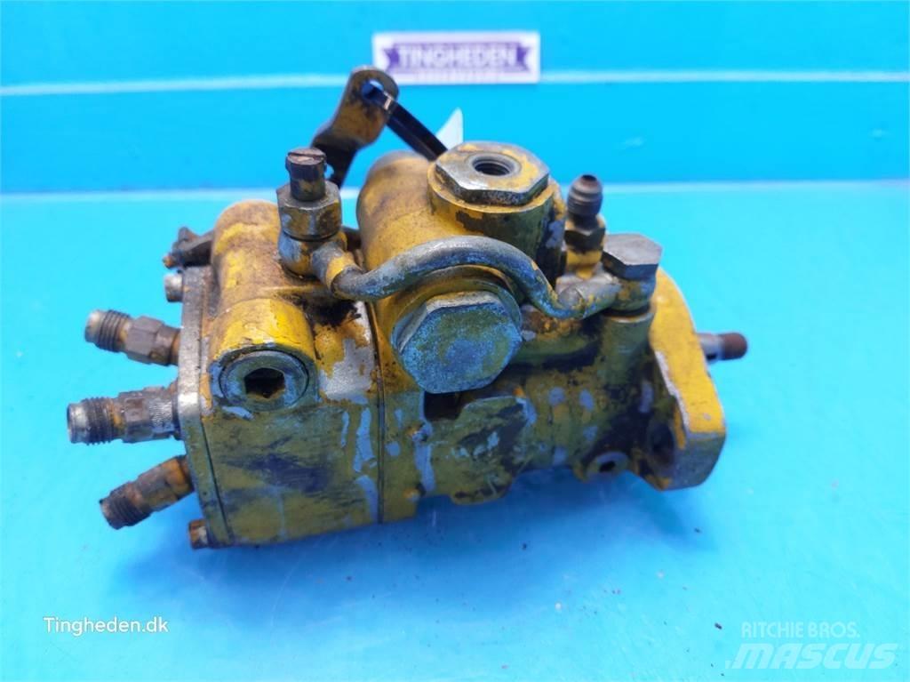 John Deere 2020 Motorlar