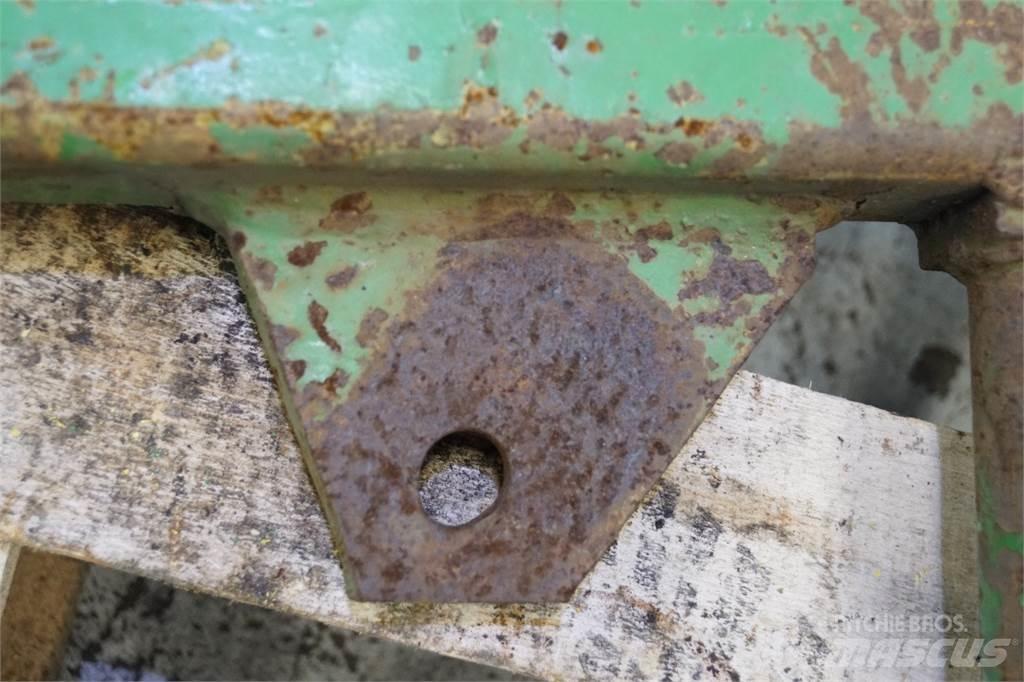 John Deere 2030 Diger traktör aksesuarlari