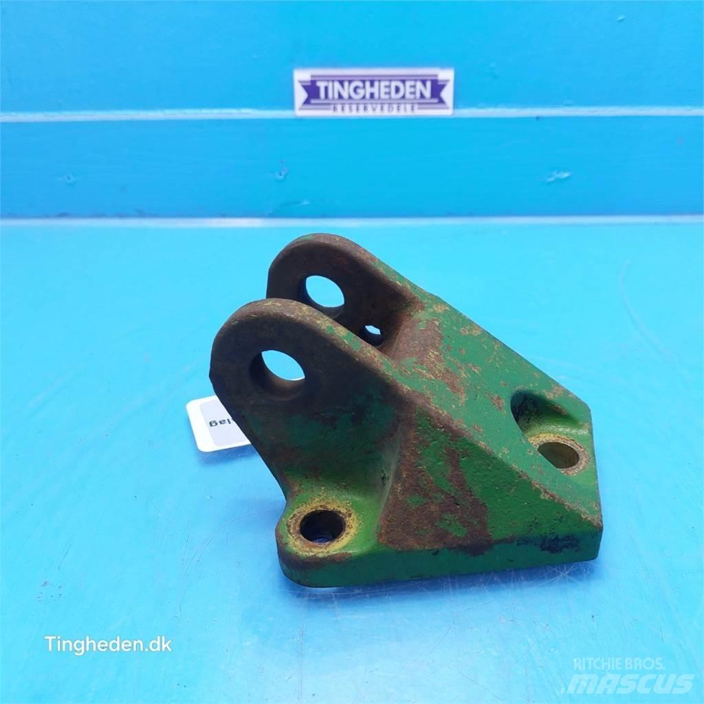 John Deere 2030 Diger traktör aksesuarlari