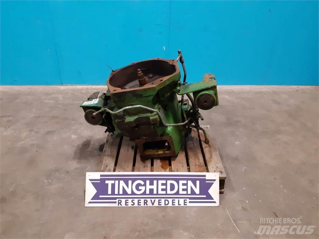 John Deere 2040 Sanzuman