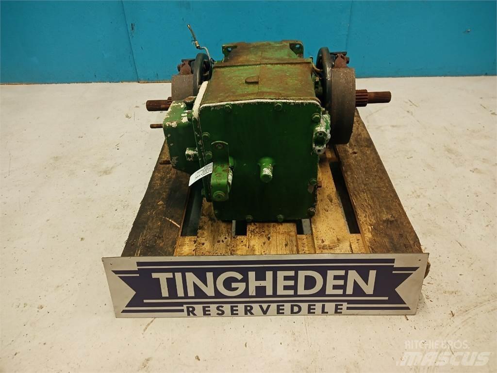 John Deere 2054 Sanzuman