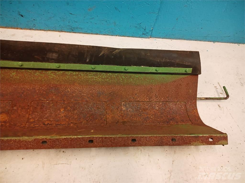 John Deere 2054 Kum ve tuz serpiciler