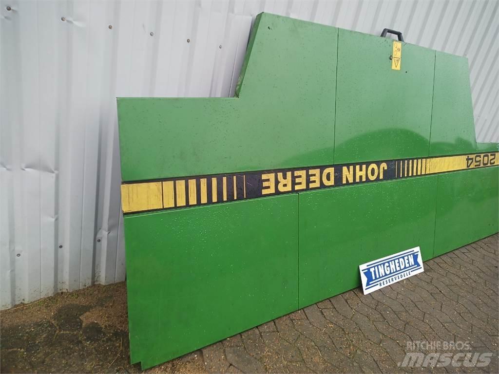 John Deere 2054 Diger tarim makinalari
