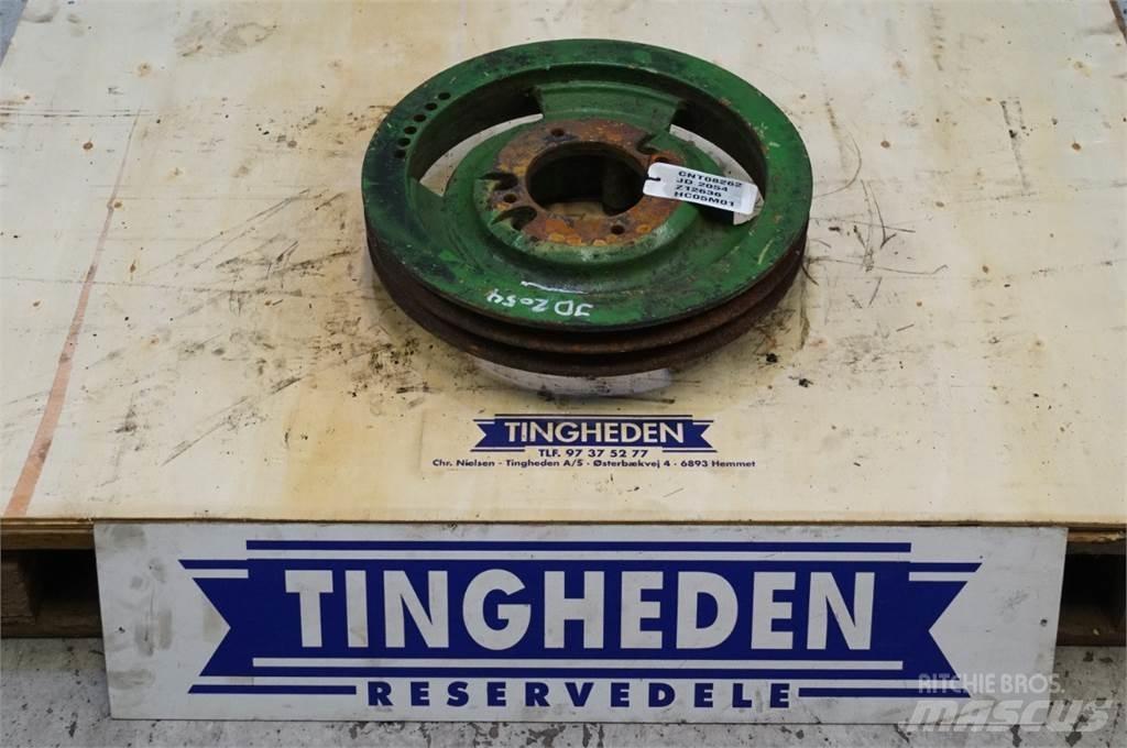 John Deere 2054 Diger tarim makinalari