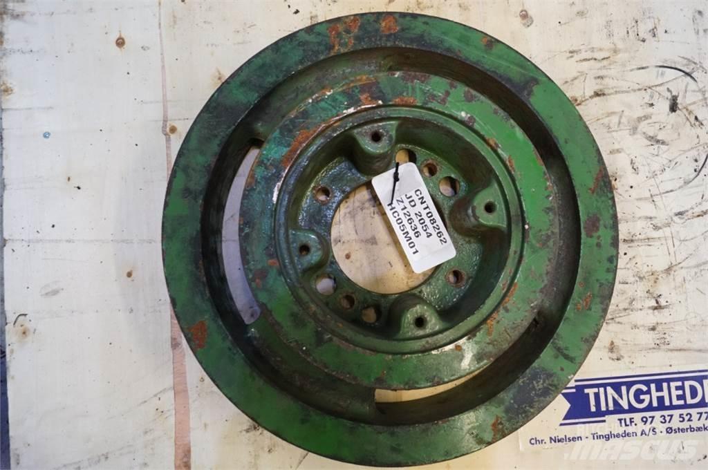 John Deere 2054 Diger tarim makinalari