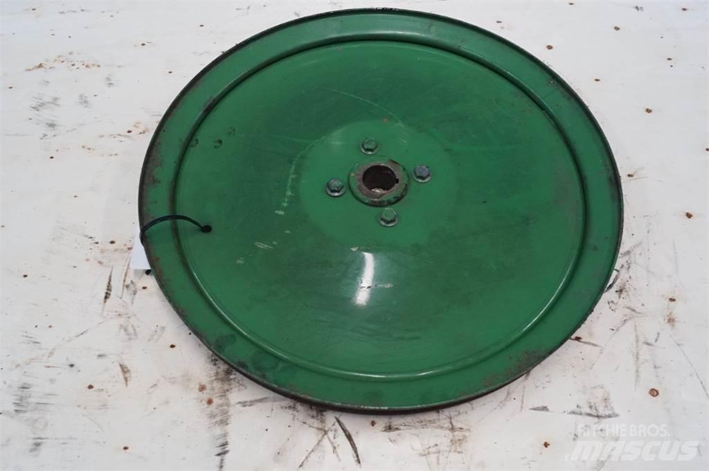 John Deere 2058 Diger tarim makinalari