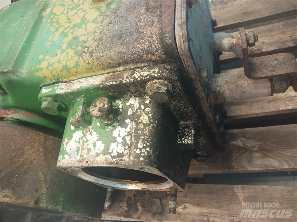 John Deere 2066 Sanzuman