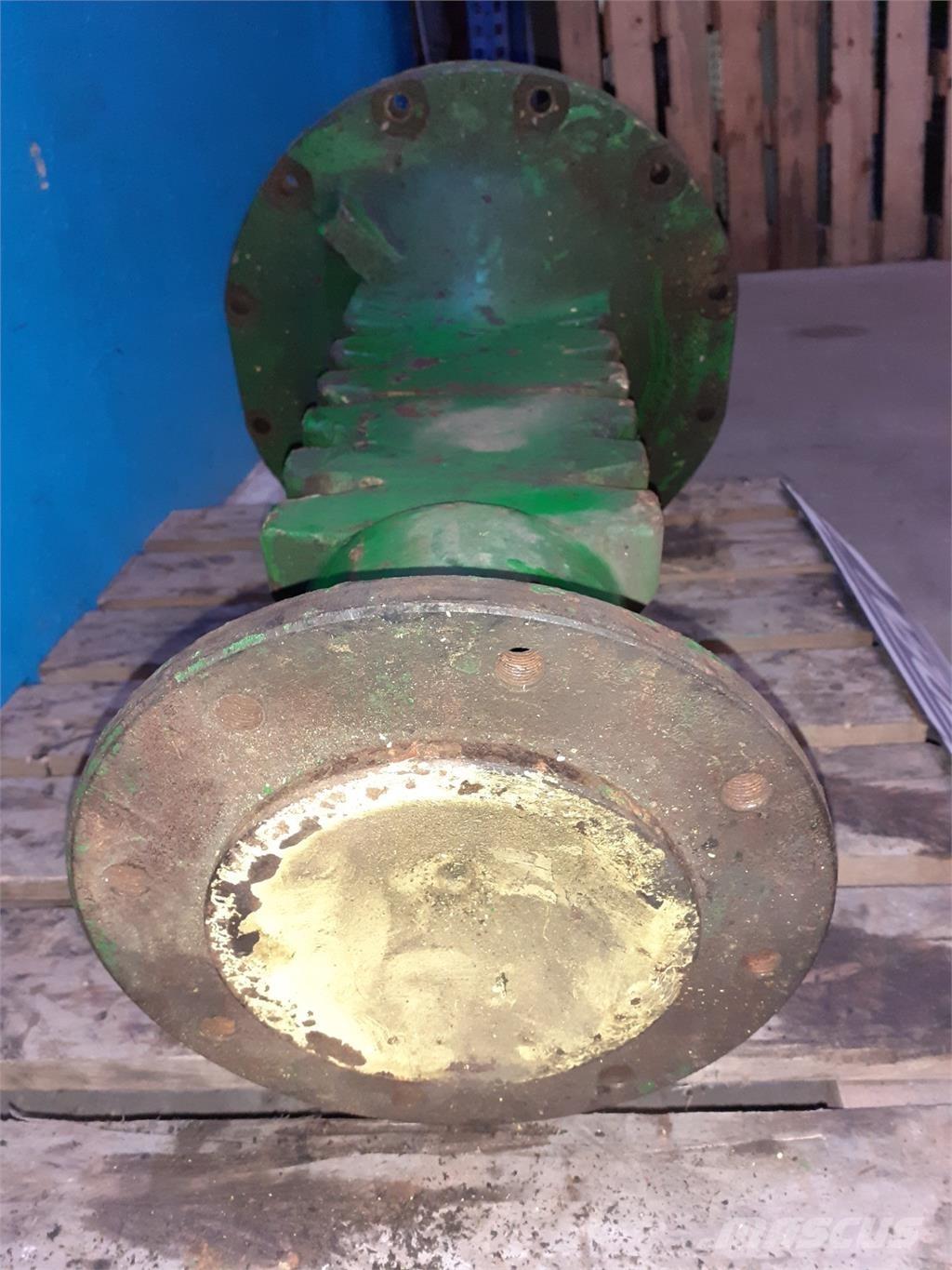 John Deere 2120 Diger traktör aksesuarlari