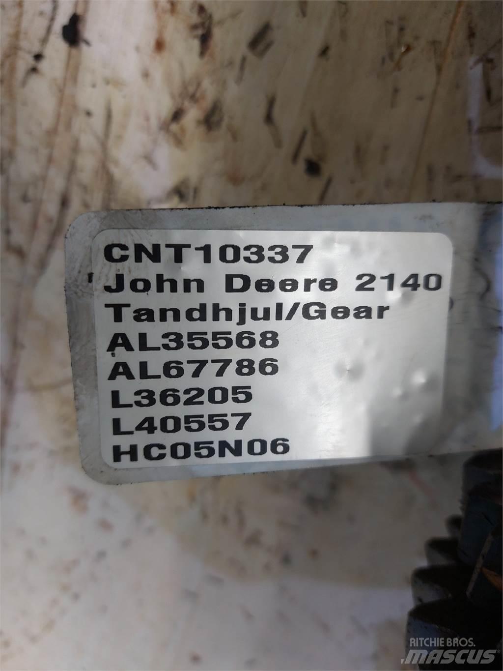 John Deere 2140 Sanzuman