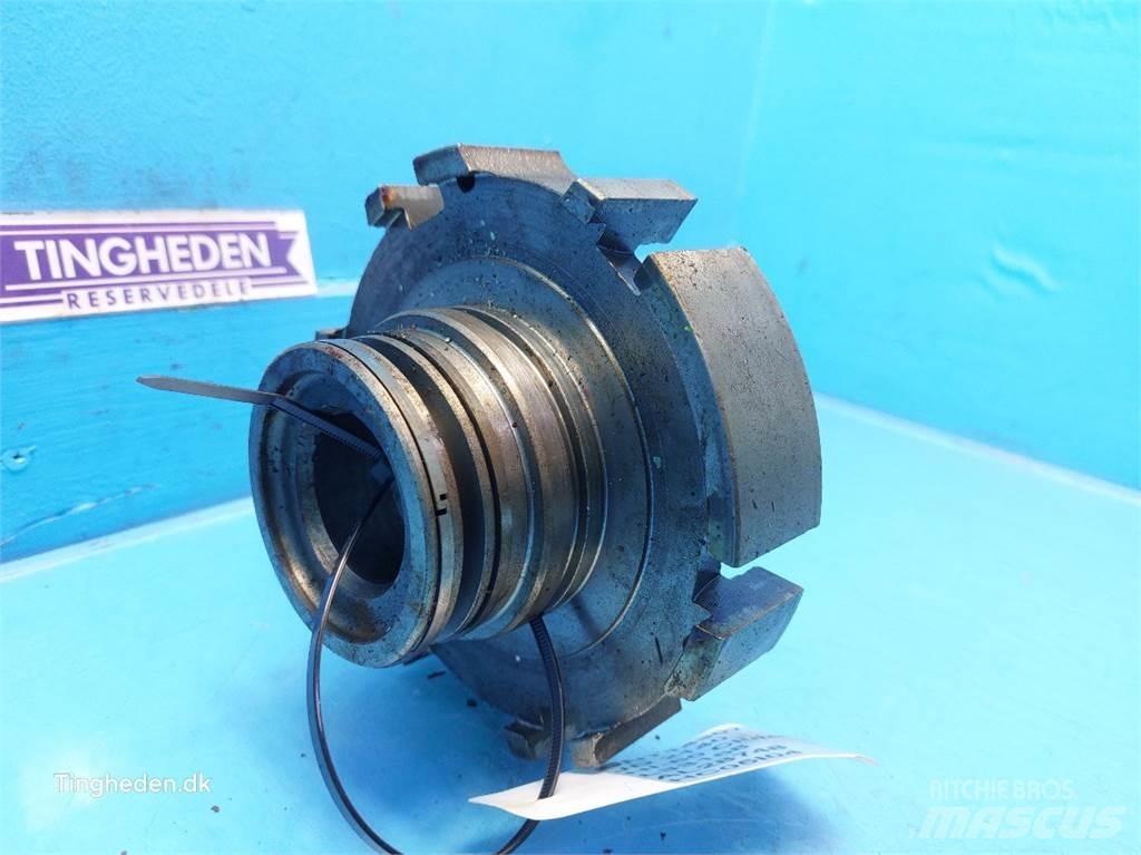 John Deere 2140 Sanzuman