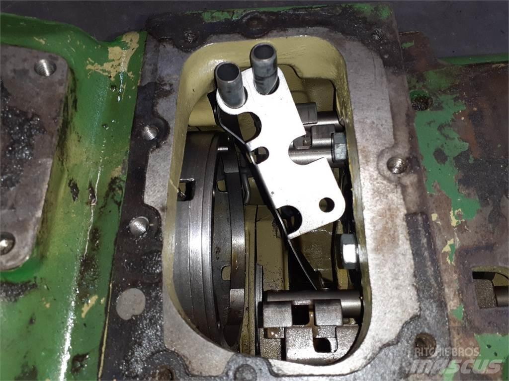 John Deere 2840 Sanzuman