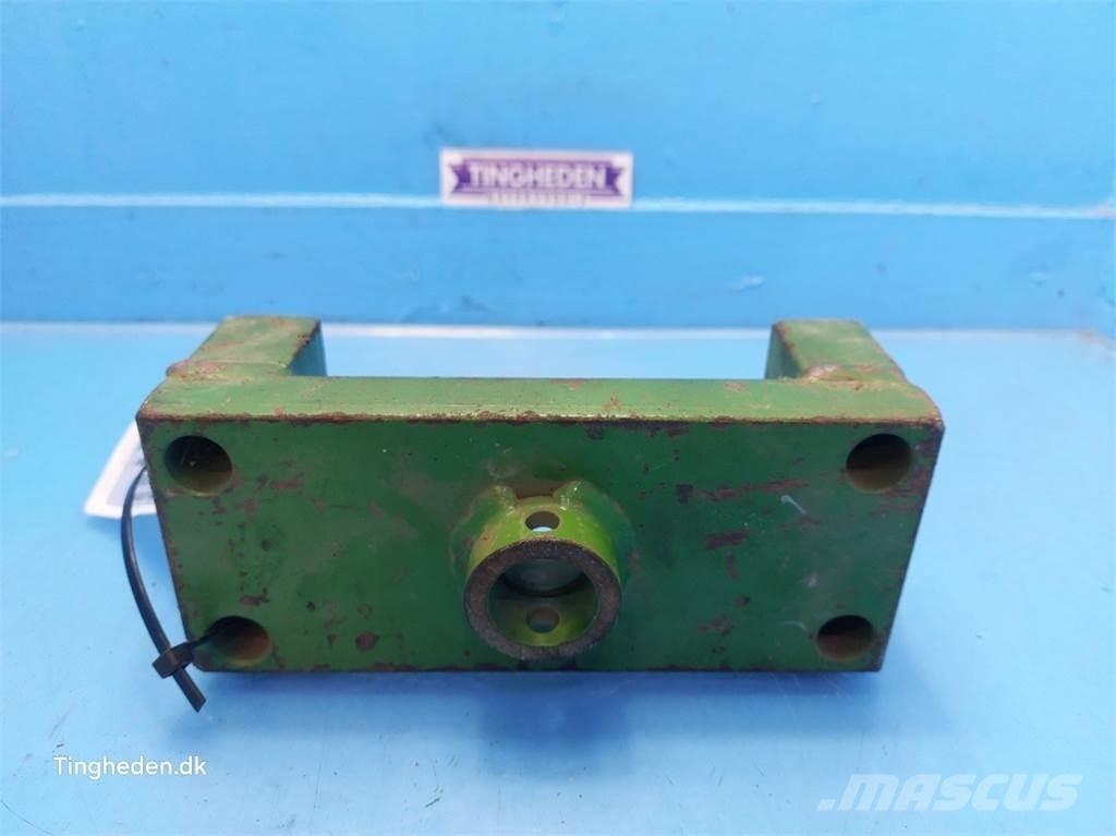 John Deere 3030 Diger traktör aksesuarlari