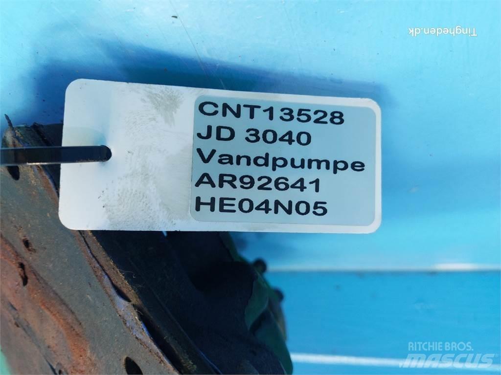 John Deere 3040 Motorlar
