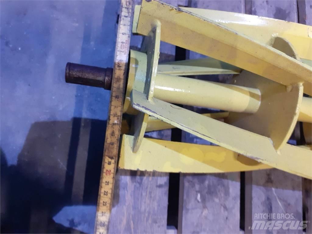 John Deere 305 Robot çim biçme makineleri