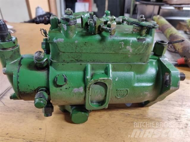 John Deere 3140 Motorlar