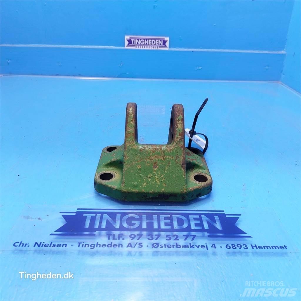 John Deere 3140 Diger traktör aksesuarlari