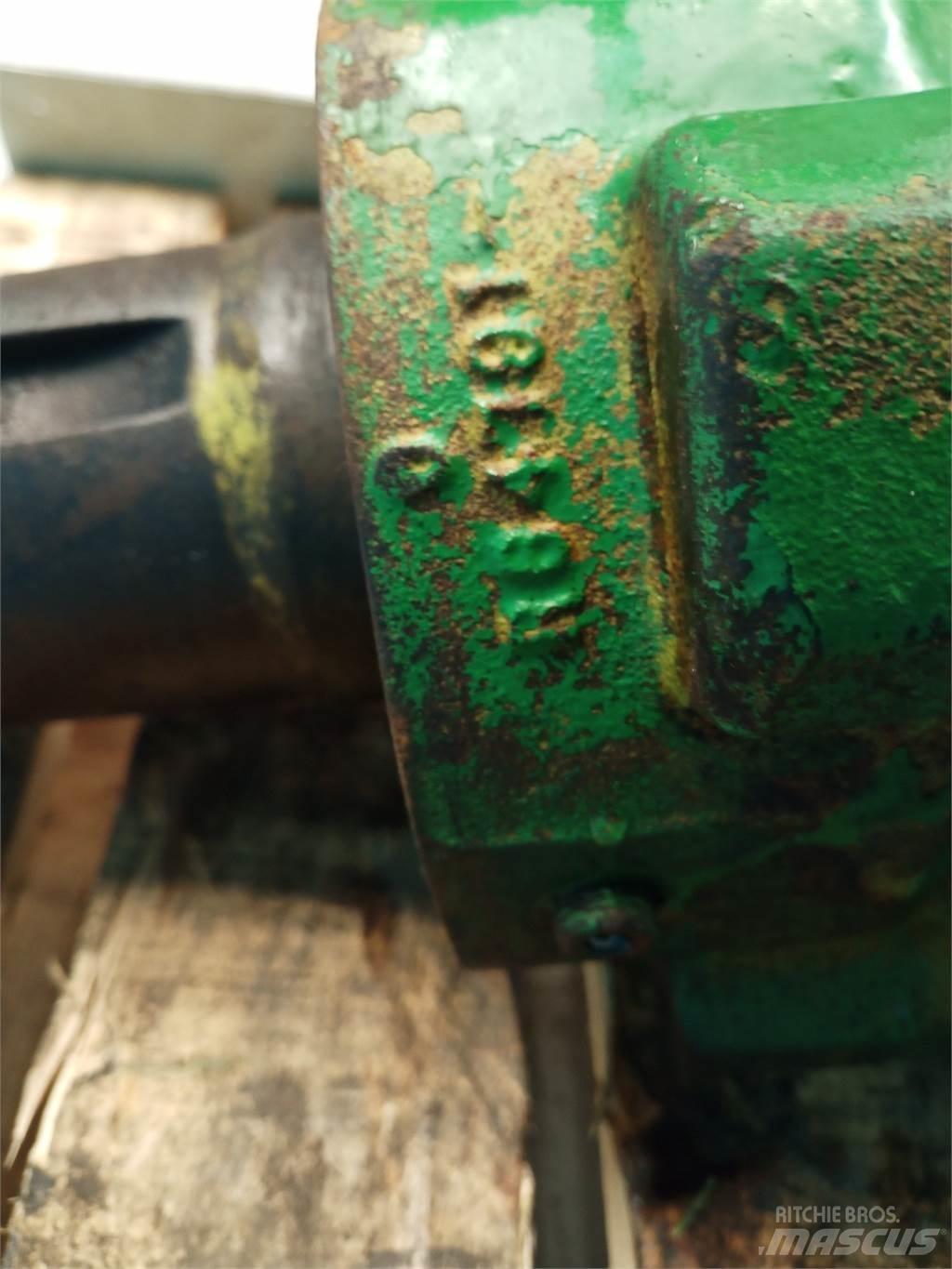 John Deere 4040 Diger traktör aksesuarlari