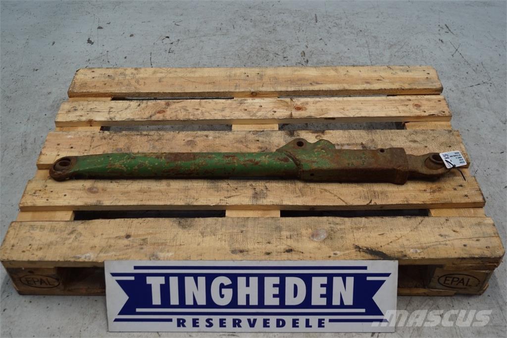 John Deere 4040 Diger traktör aksesuarlari
