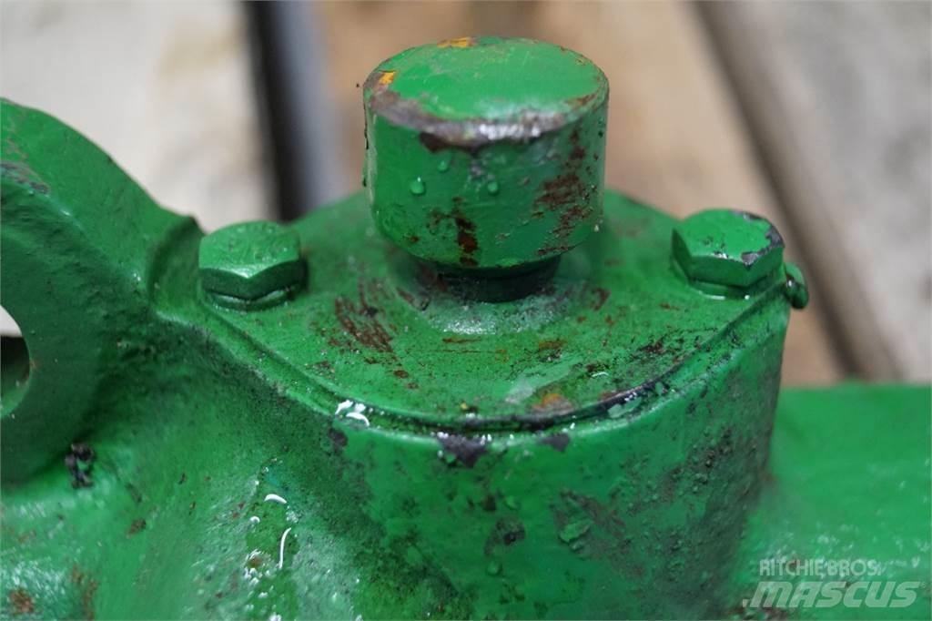 John Deere 4040 Diger traktör aksesuarlari