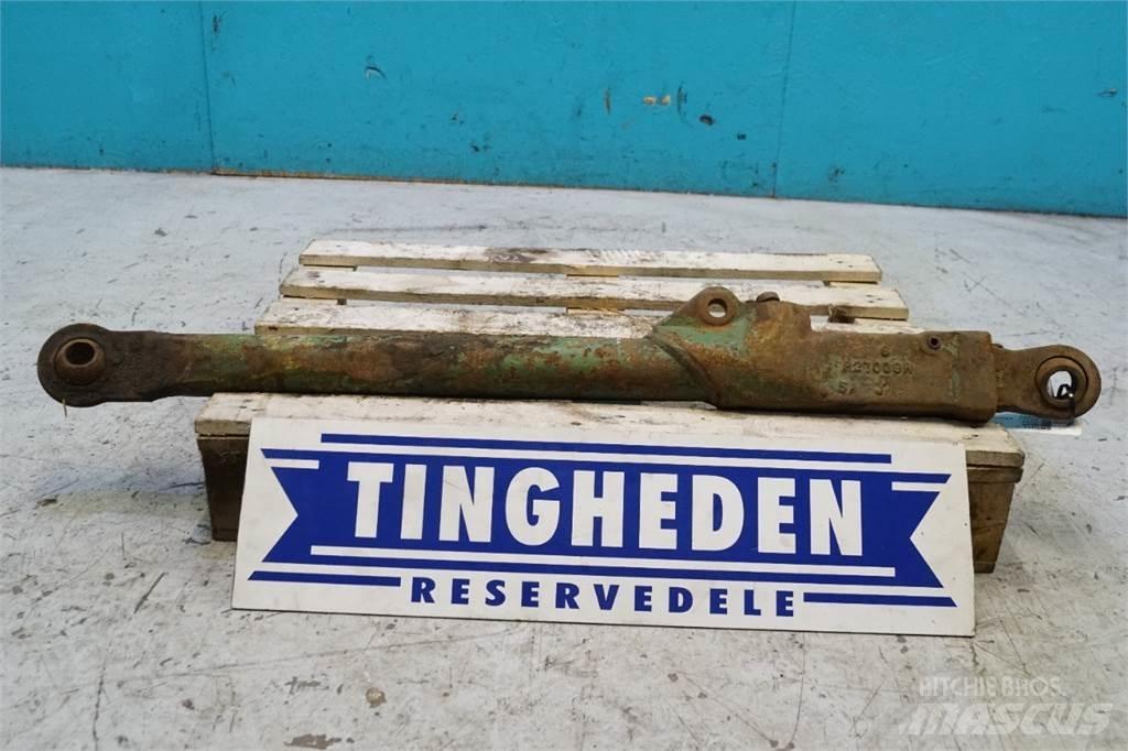 John Deere 4040 Diger traktör aksesuarlari