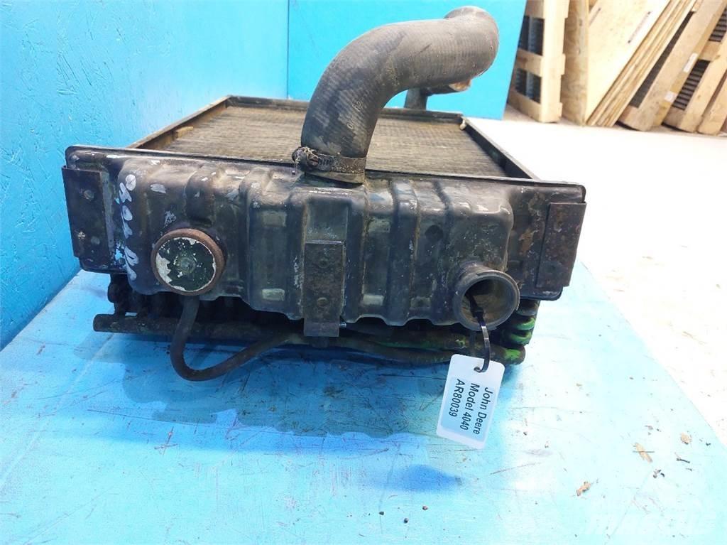 John Deere 4040 Radyatörler