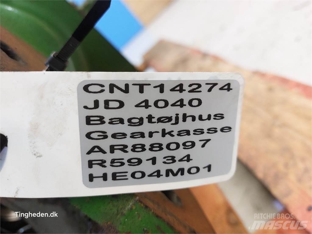 John Deere 4040 Sanzuman