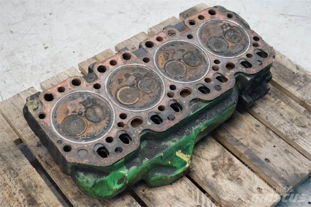 John Deere 4239 Motorlar