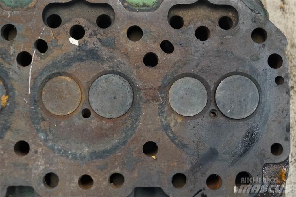 John Deere 4239 Motorlar