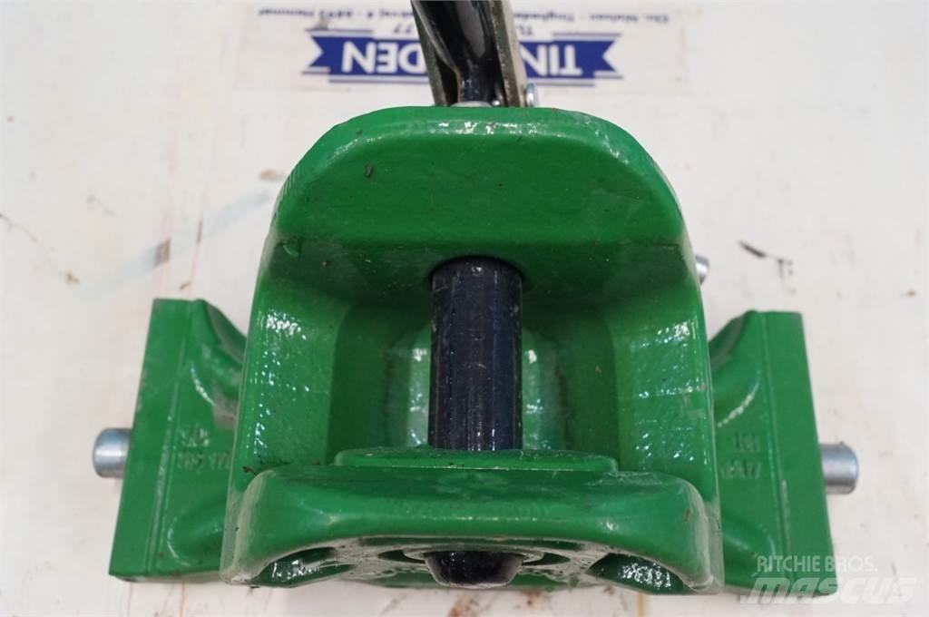 John Deere 5115M Diger traktör aksesuarlari