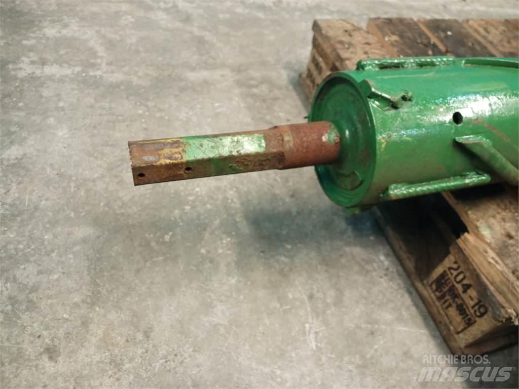 John Deere 550 Diger tarim makinalari