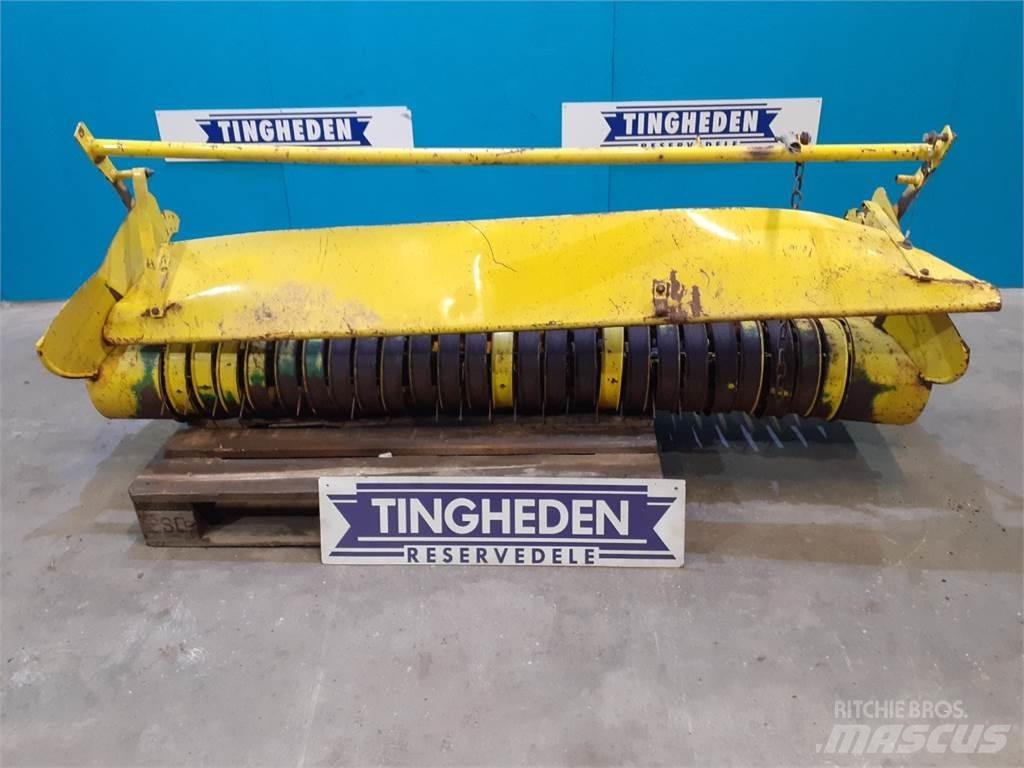 John Deere 580 Diger tarim makinalari