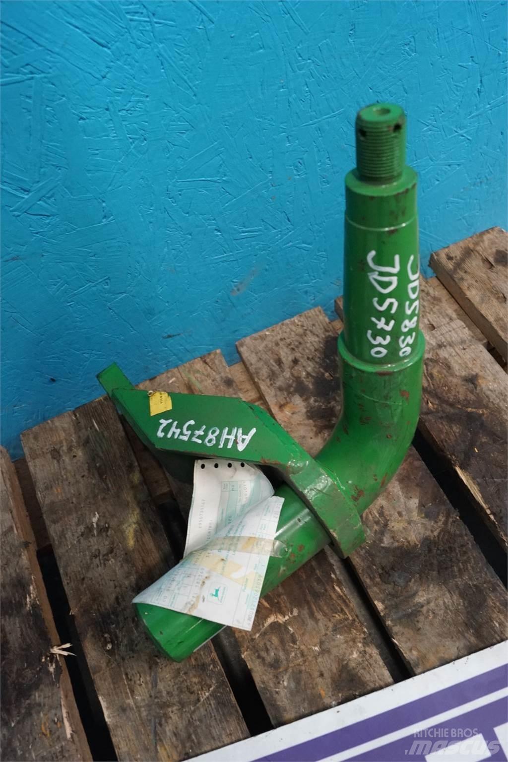 John Deere 5830 Ot, samanlık ve yem makinesi aksesuarları