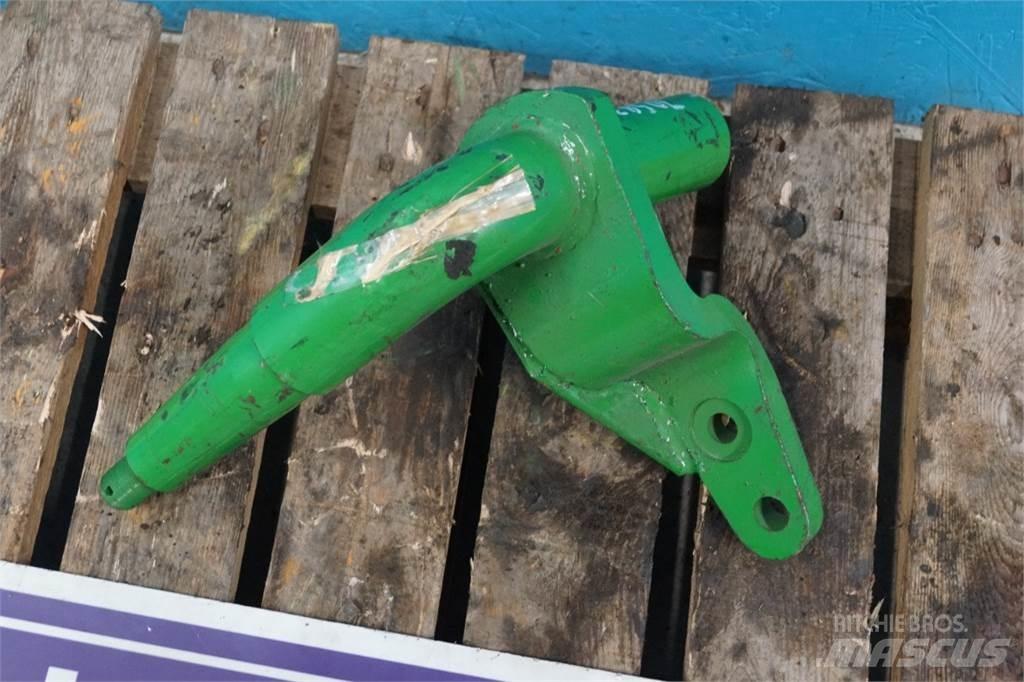 John Deere 5830 Ot, samanlık ve yem makinesi aksesuarları