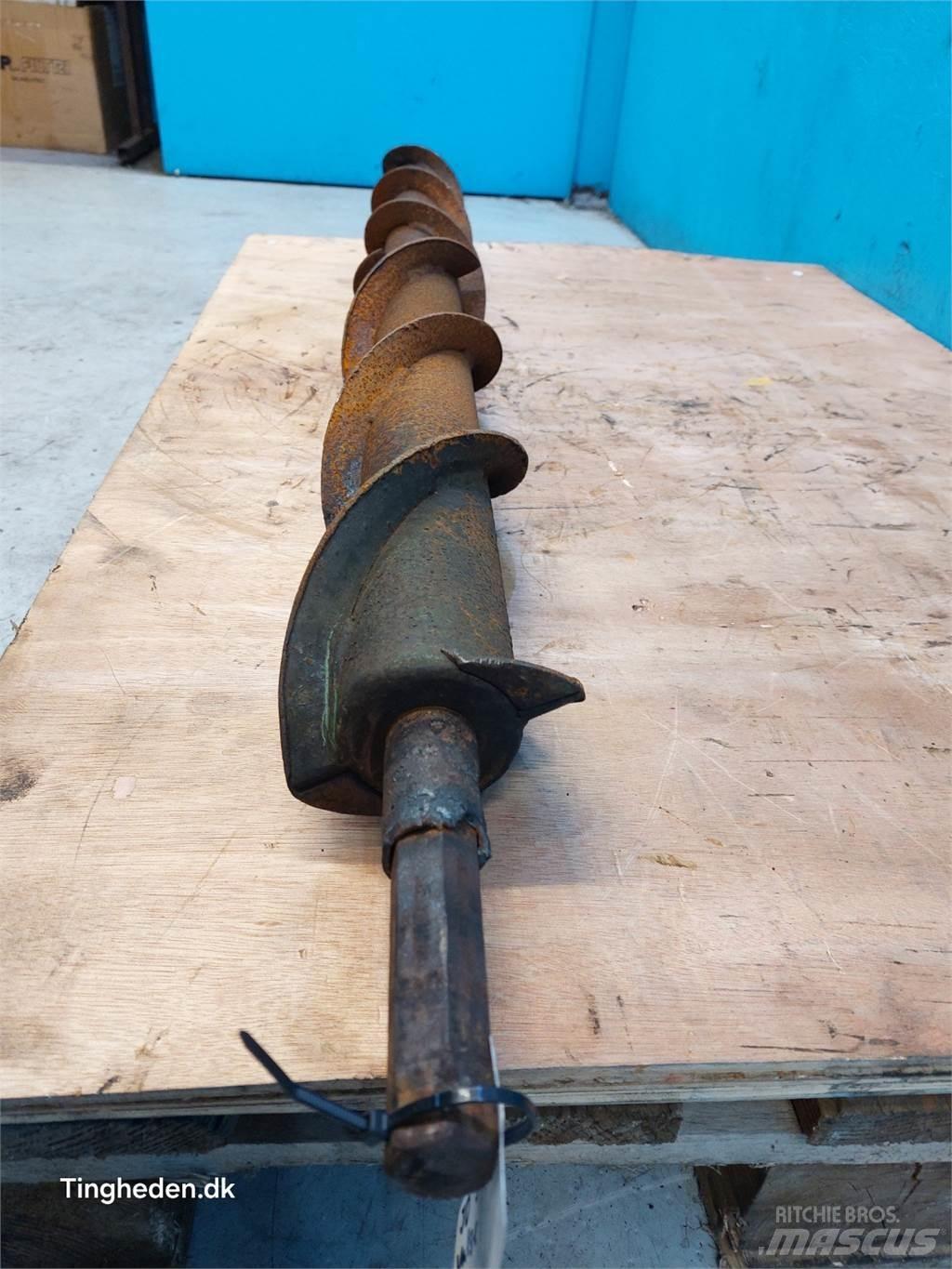 John Deere 590 Diger tarim makinalari