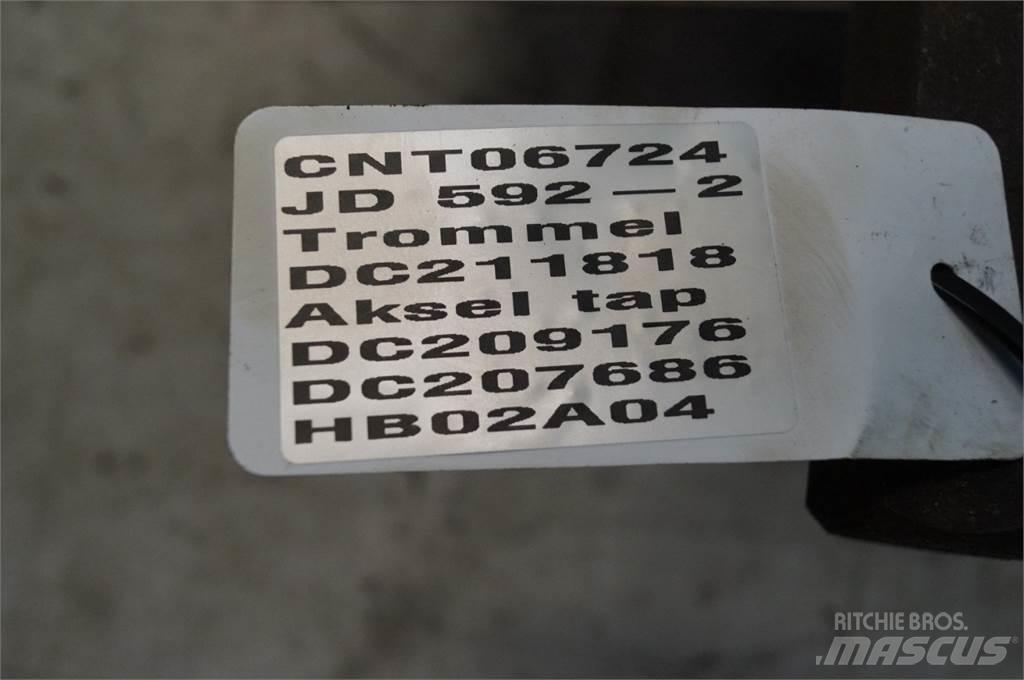 John Deere 592 Diger tarim makinalari