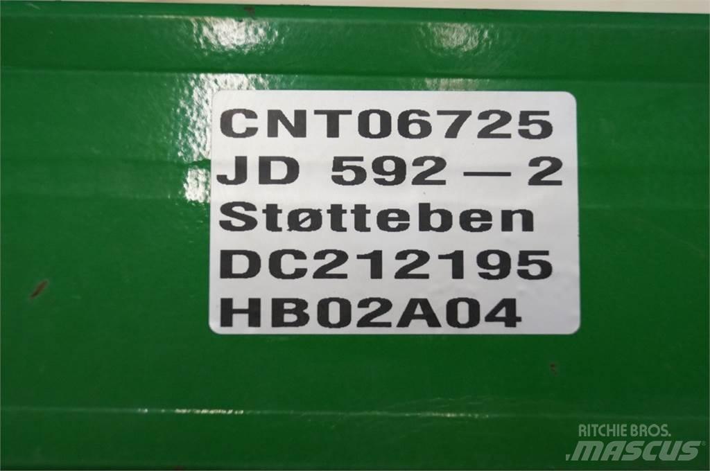 John Deere 592 Diger tarim makinalari
