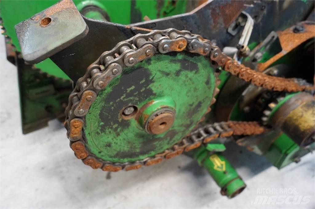John Deere 592 Diger tarim makinalari