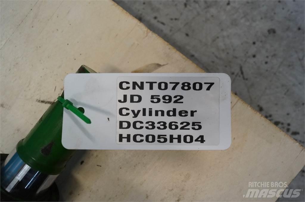 John Deere 592 Balya kiskaçlari