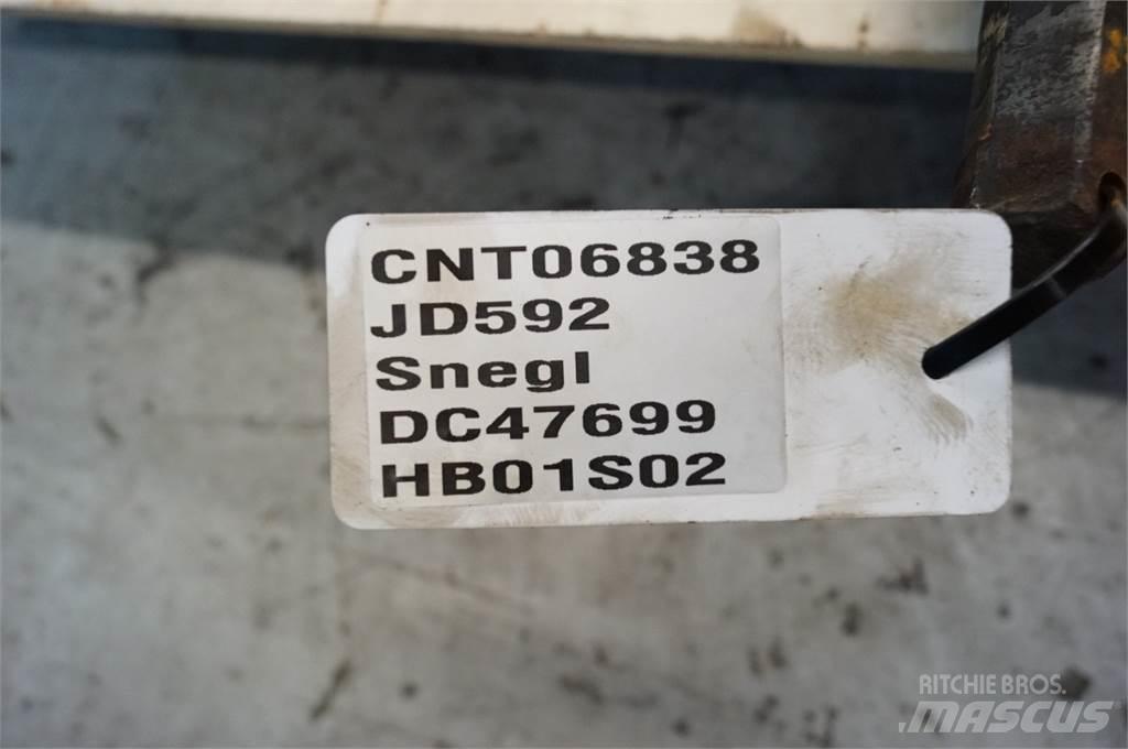 John Deere 592 Diger tarim makinalari