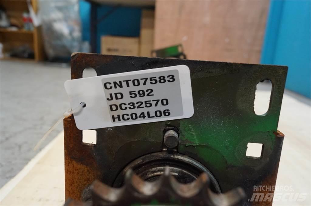 John Deere 592 Diger tarim makinalari