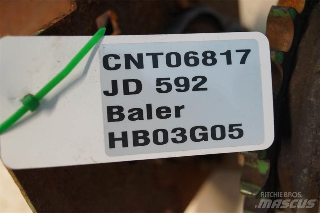 John Deere 592 Diger tarim makinalari