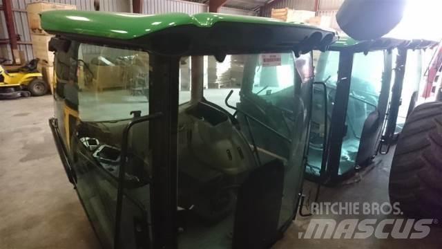 John Deere 6155 Kabin