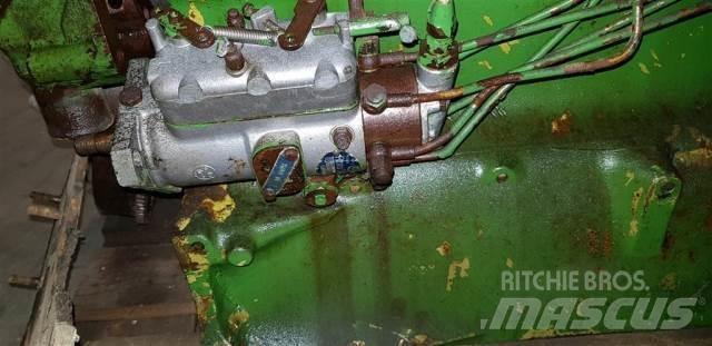 John Deere 6329 Motorlar