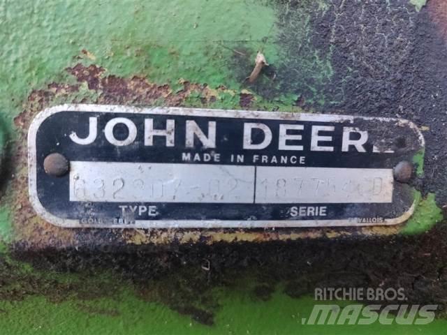 John Deere 6329D Motorlar