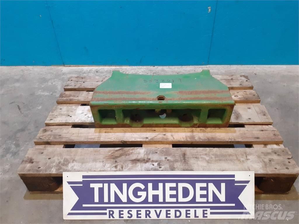 John Deere 6410 Ön ağırlıklar